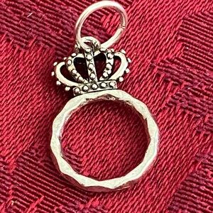 5/$10❤️❤️❤️NEW Tibetan Silver Royal Ring Charm